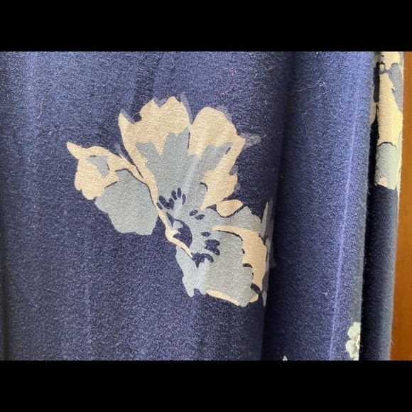 *SOLD* Super soft old navy dress (navy) - Picture 4 of 4